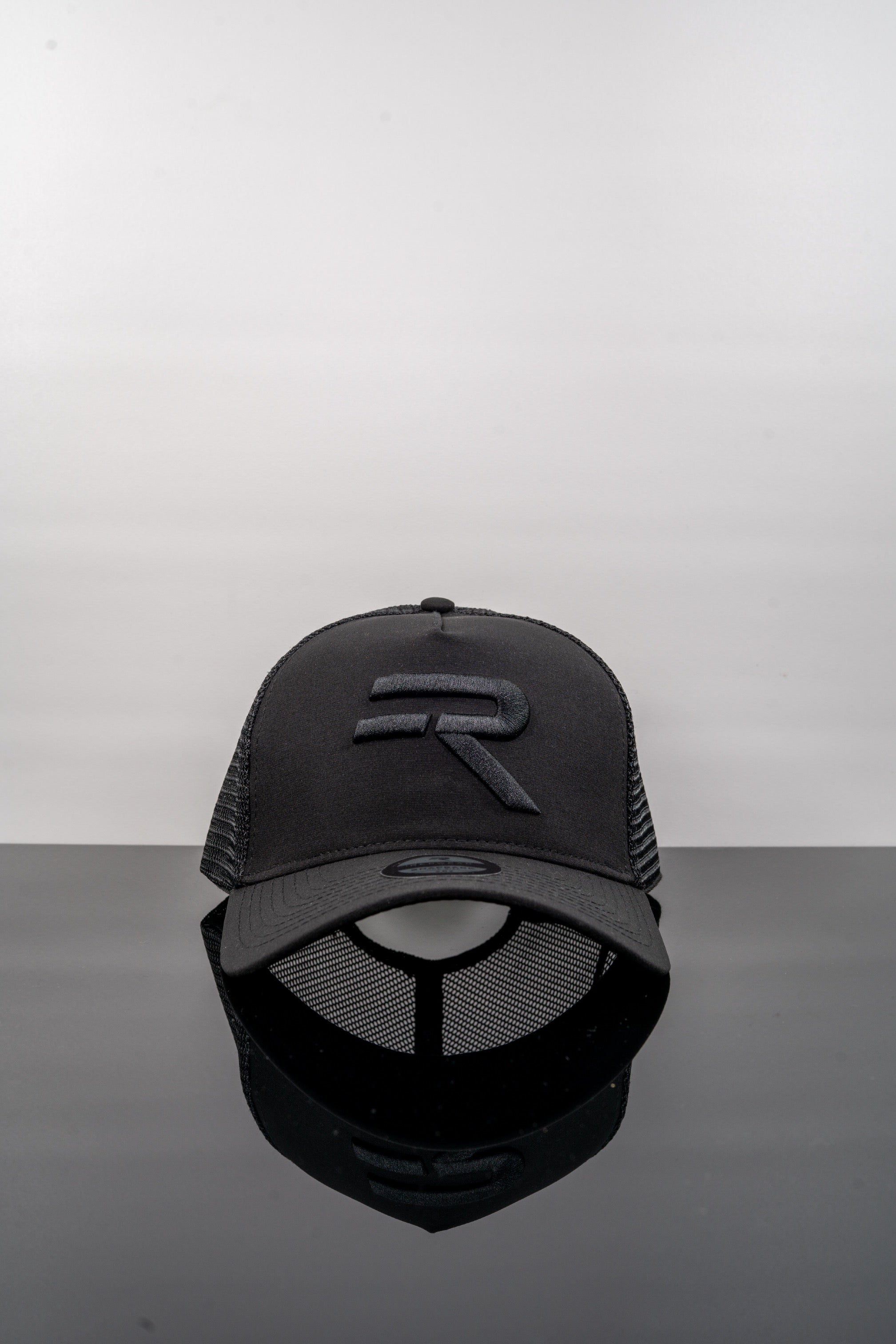 Repwear Fitness Mesh Trucker Cap Black