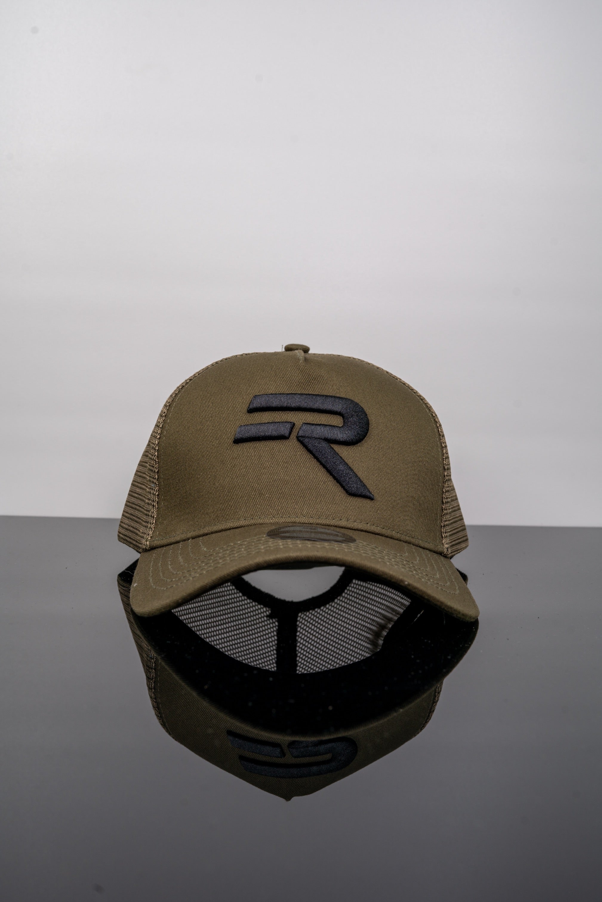 Repwear Fitness Mesh Trucker Cap Khaki