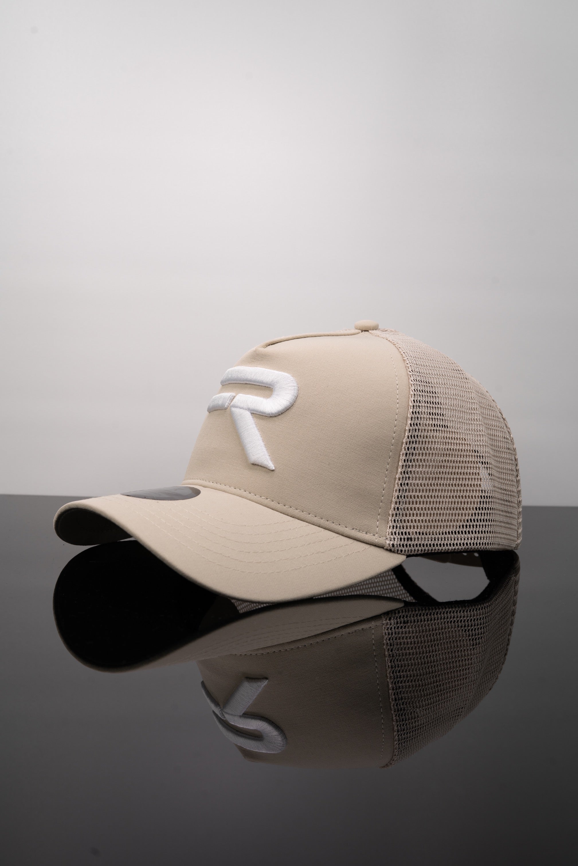 Repwear Fitness Mesh Trucker Cap Sand