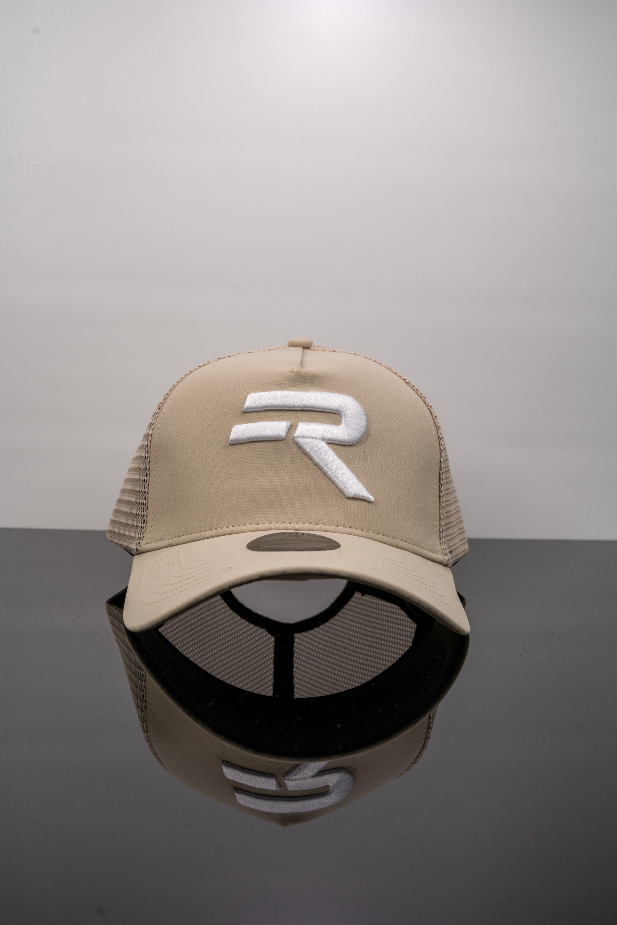 Repwear Fitness Mesh Trucker Cap Sand